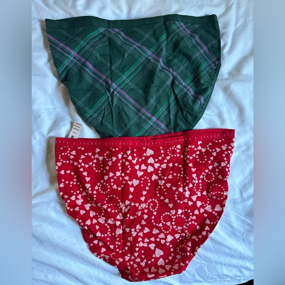 2 pair new Victoria’s Secret underwear briefs with tags - Picture 2 of 4